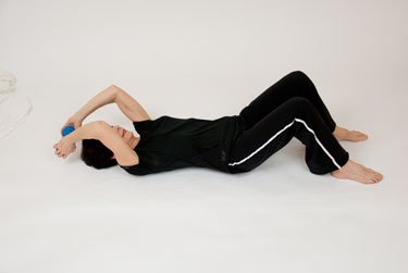 supine tricep extension